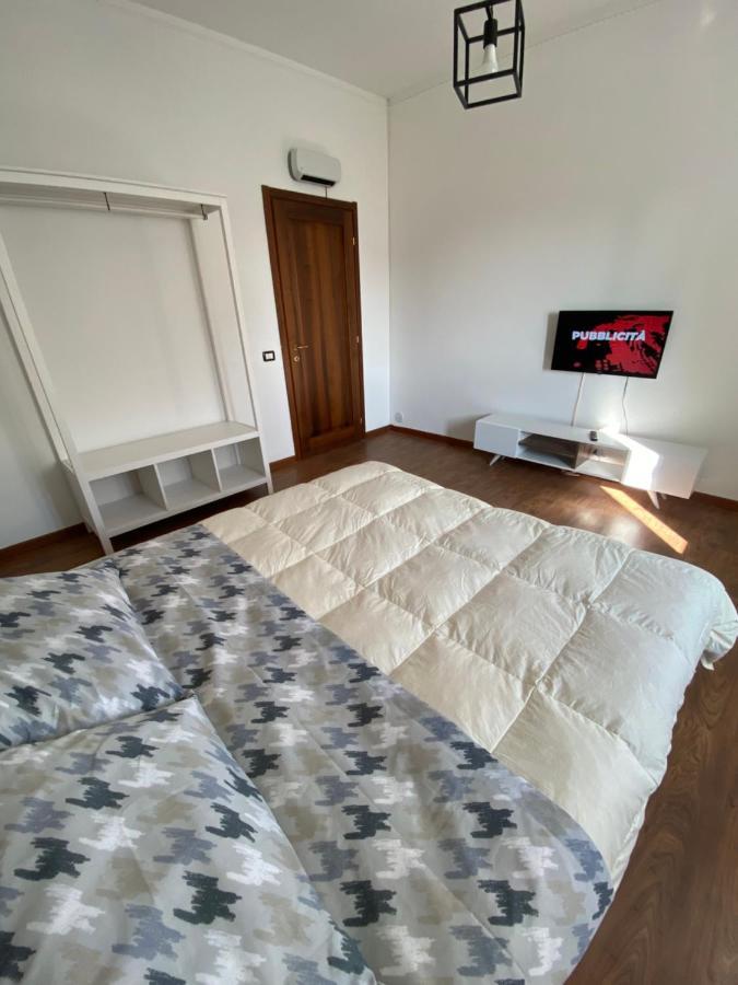 Hlux Oi Affiₜₜacaₘere Hotel เปียเชนซา ภายนอก รูปภาพ